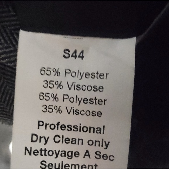 Jones New York Men’s Herringbone 2-Button Sport Jacket - Picture 6 of 7